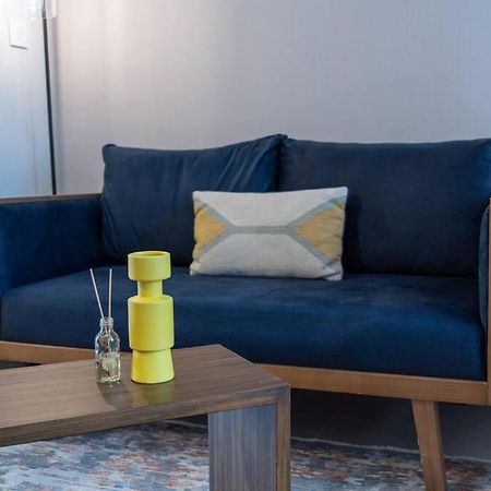 Cozy Studio In Sparkle Tower Jbr By Suiteable Дубай Екстериор снимка