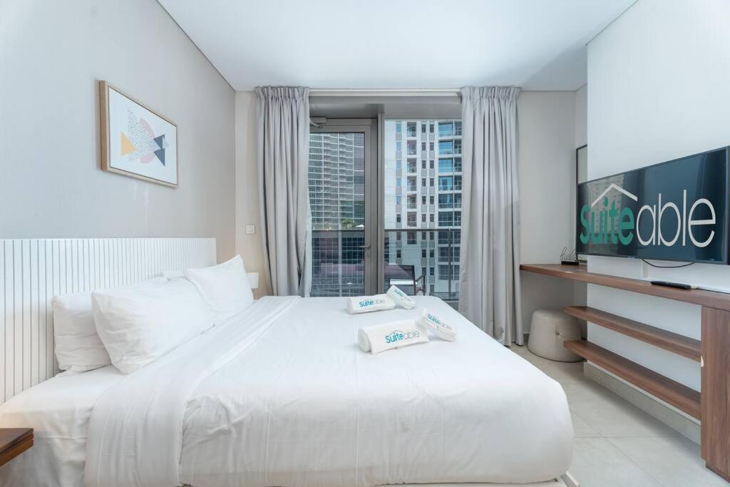Cozy Studio In Sparkle Tower Jbr By Suiteable Дубай Екстериор снимка